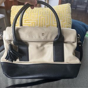 Elegant Kate Spade Southport Ave Carmen Pebble Leather Satchel - like new